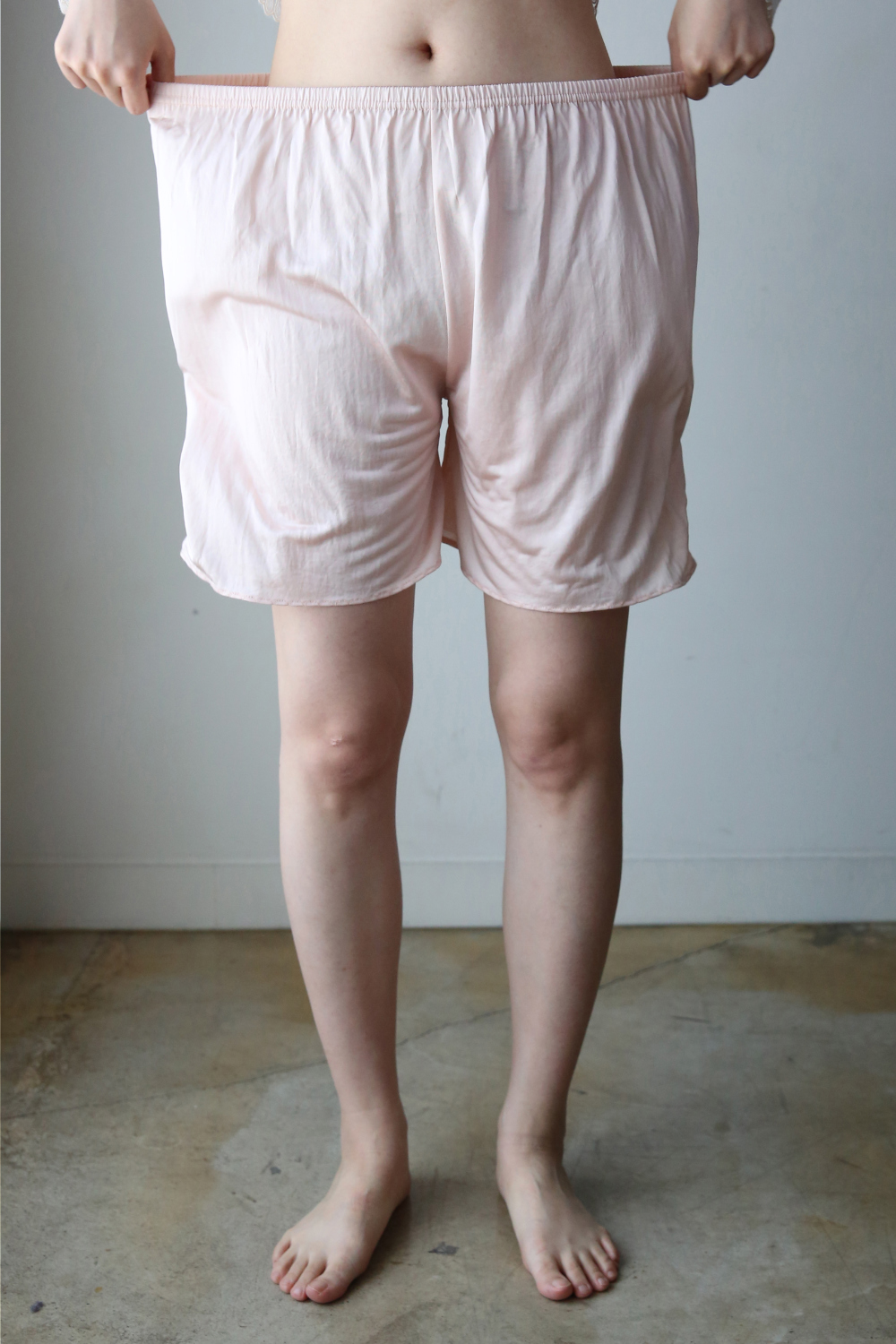 shorts model image-S9L1