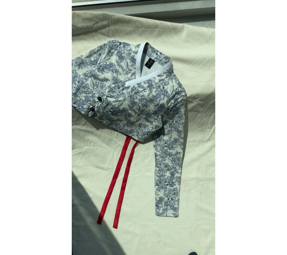 jacket detail image-S4L1