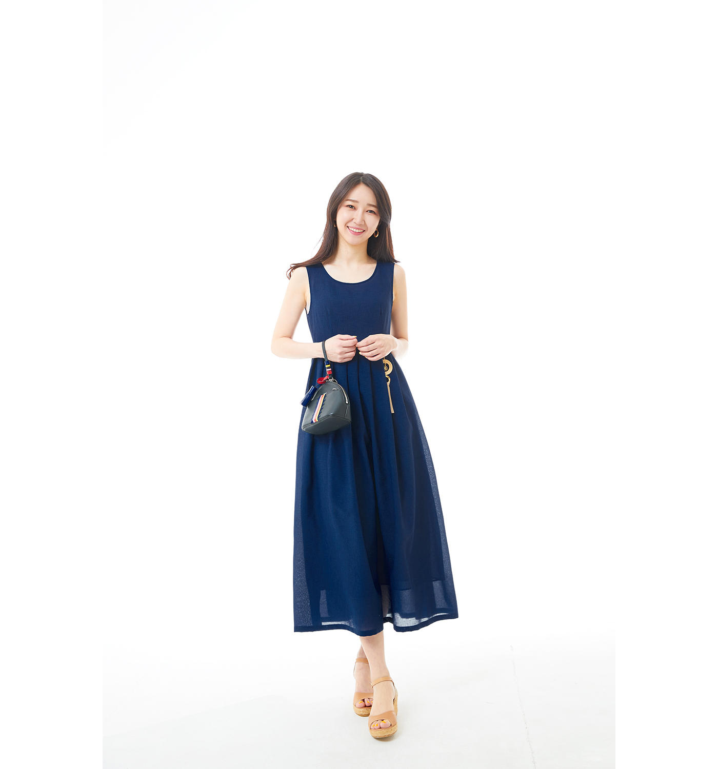 long dress model image-S1L19