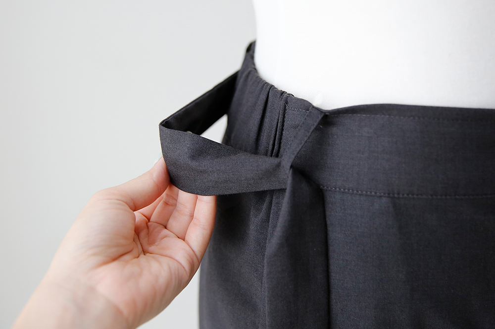 suspenders skirt/pants detail image-S4L3